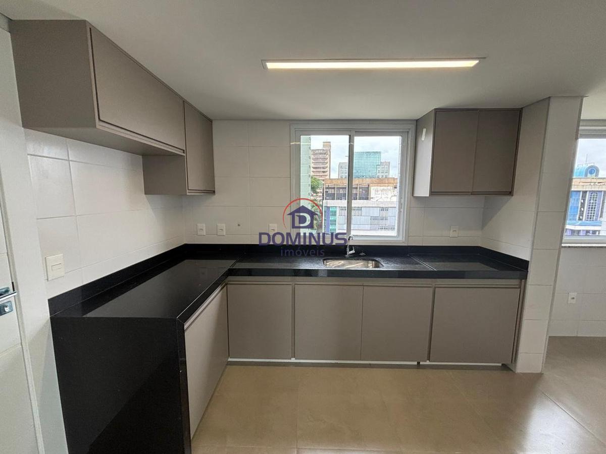 Apartamento, Luxemburgo, 3 Quartos, 5 Vagas, 2 Suítes