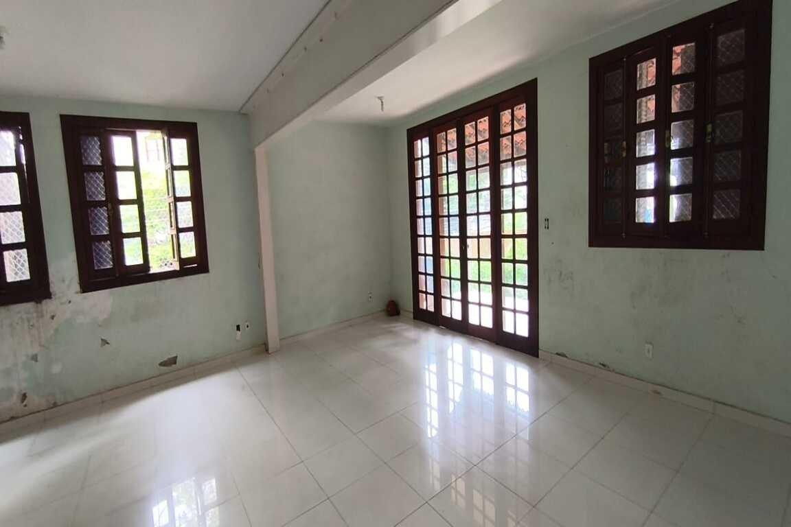 Casa, Santa Lúcia, 6 Quartos, 3 Vagas, 1 Suíte