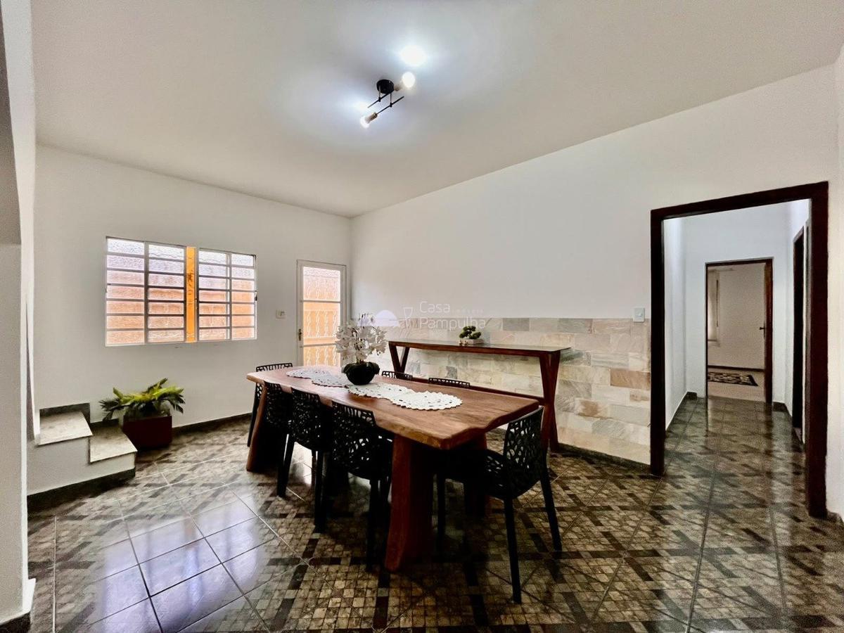 Casa, Planalto, 6 Quartos, 6 Vagas, 2 Suítes