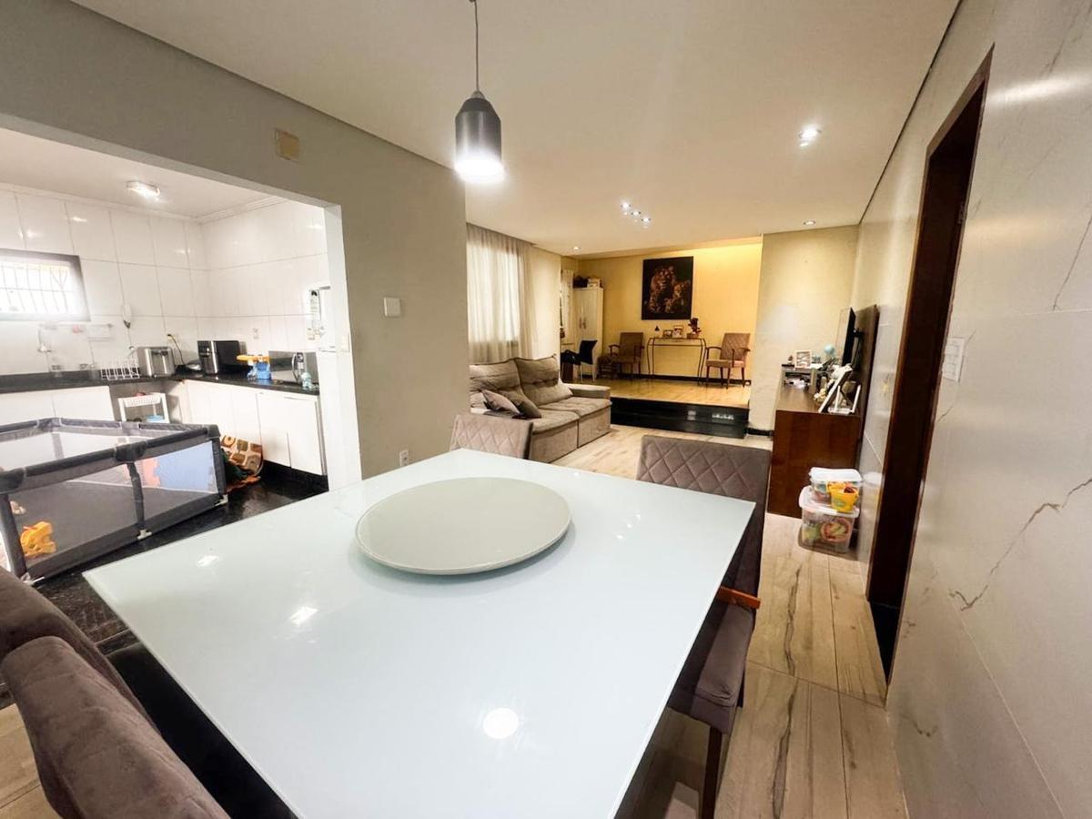 Casa, Serrano, 3 Quartos, 3 Vagas, 2 Suítes