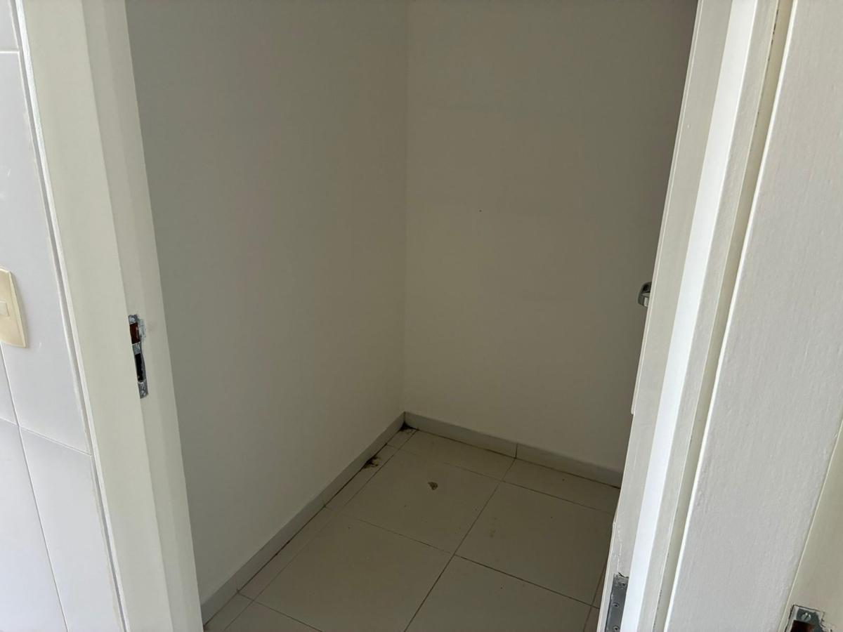 Casa, São José, 3 Quartos, 5 Vagas, 1 Suíte