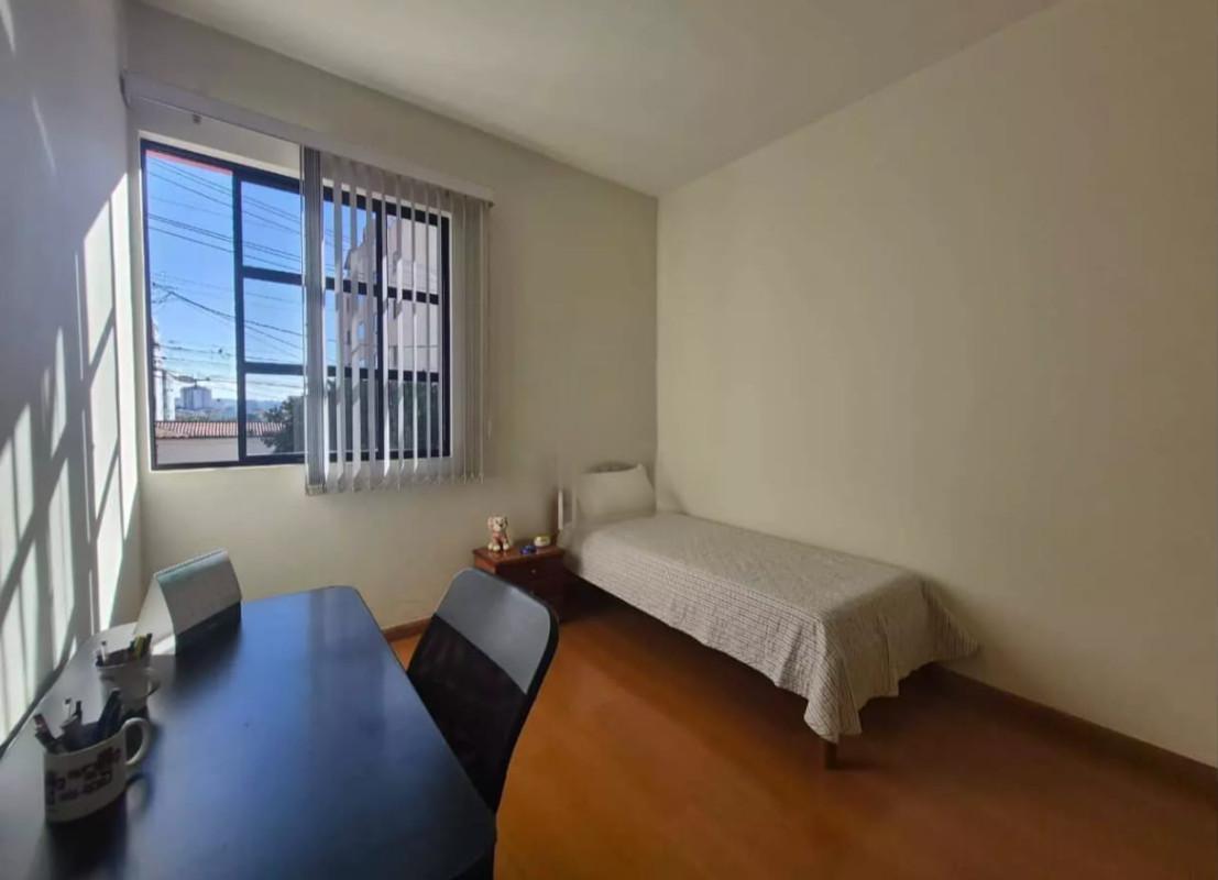 Casa, Santa Inês, 5 Quartos, 3 Vagas, 2 Suítes