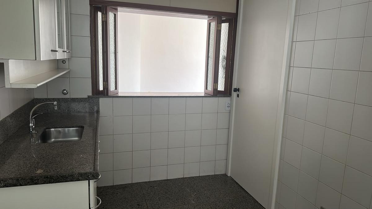Apartamento, Funcionários, 2 Quartos, 1 Vaga