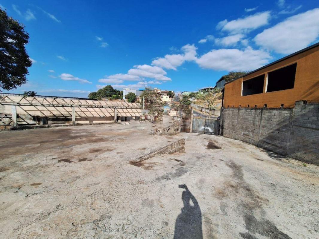 Lote, Jardim Filadélfia, 0 Quarto, 0 Vaga