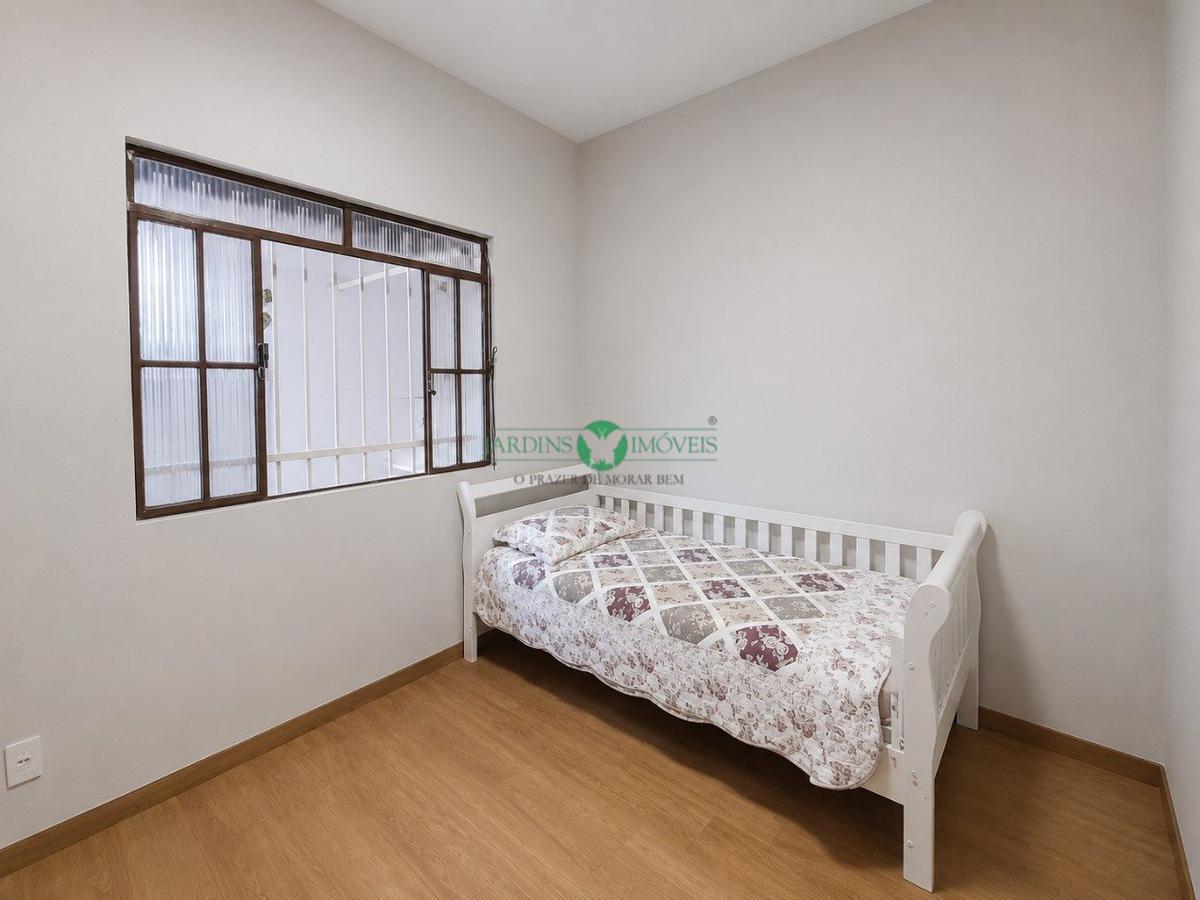 Casa, Ipiranga, 3 Quartos, 5 Vagas, 1 Suíte