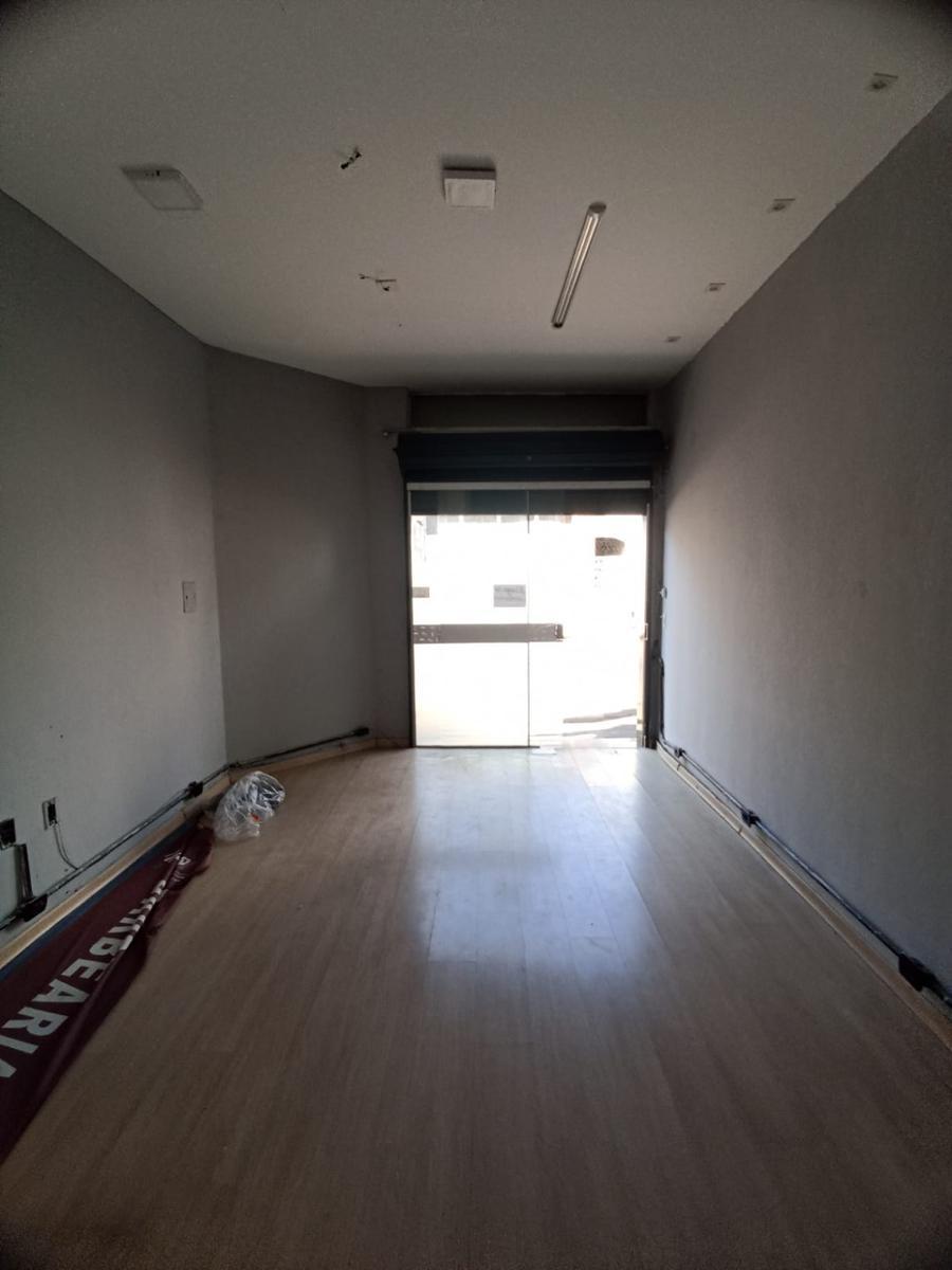 Andar, Centro, 0 Quarto, 0 Vaga