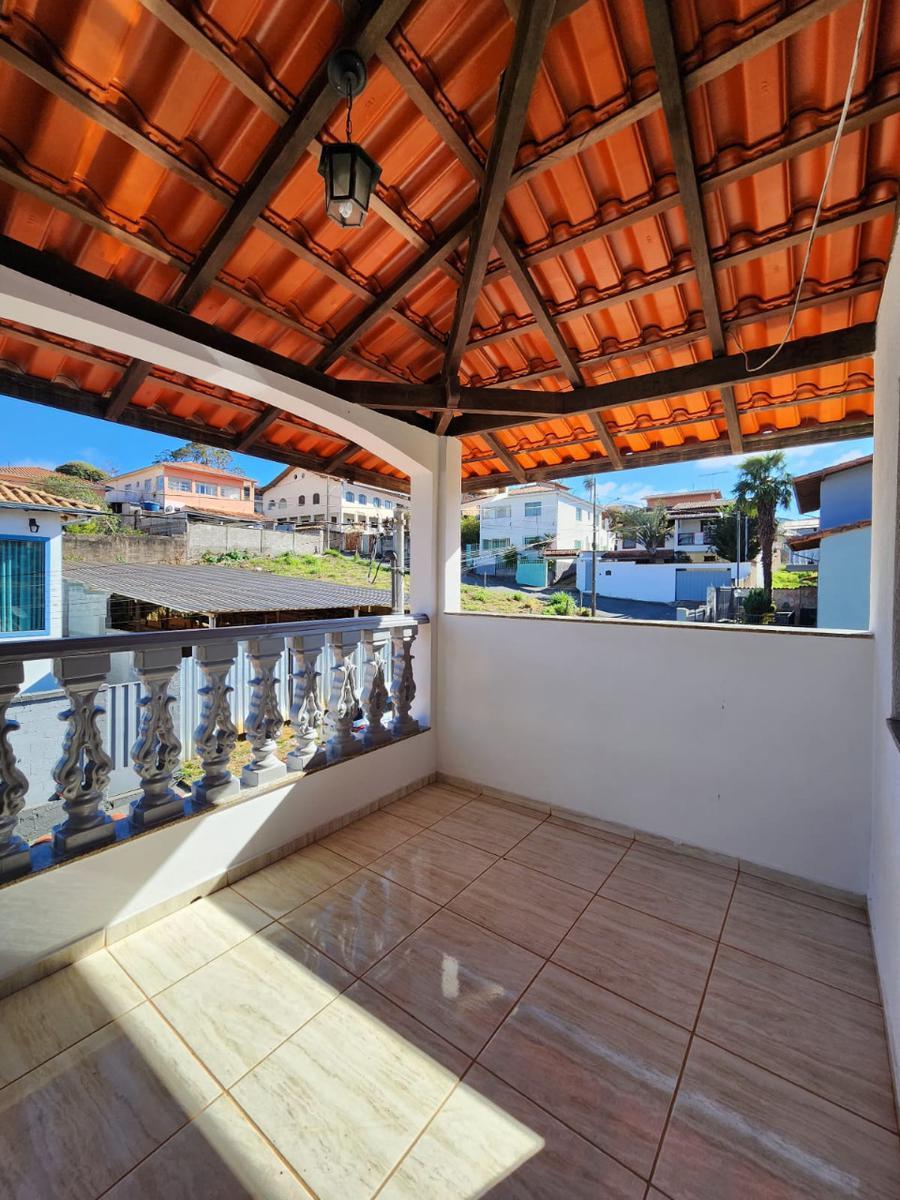 Casa, Centro, 3 Quartos, 0 Vaga