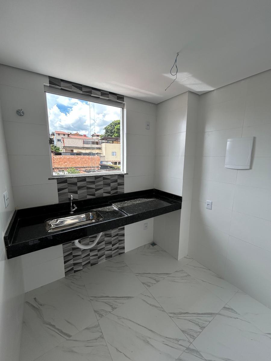 Cobertura, Coqueiros, 2 Quartos, 1 Vaga, 1 Suíte