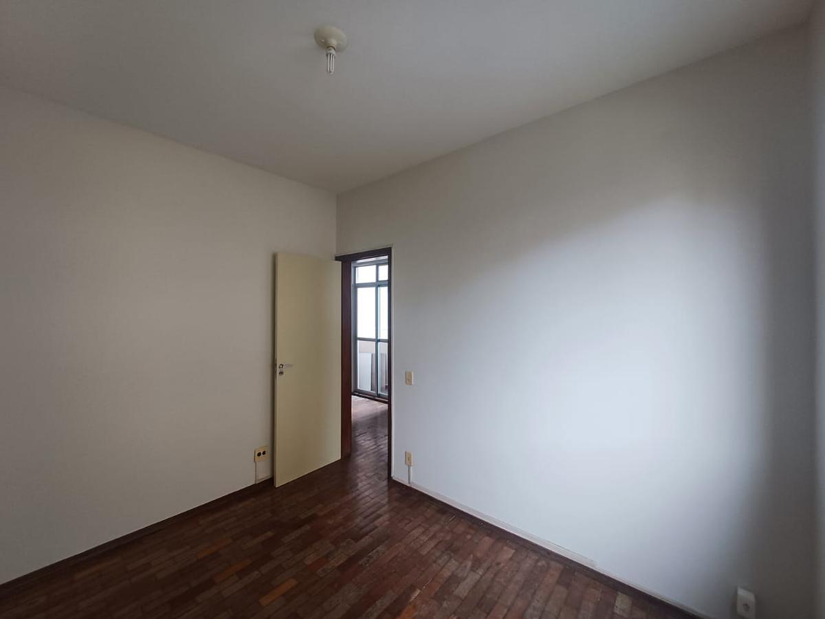 Apartamento, Santa Cruz, 2 Quartos, 1 Vaga