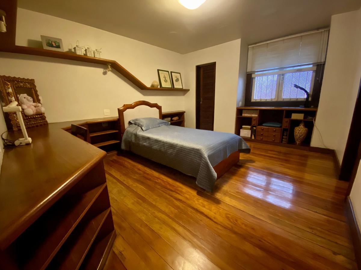 Casa, São Luiz (pampulha), 5 Quartos, 10 Vagas, 5 Suítes