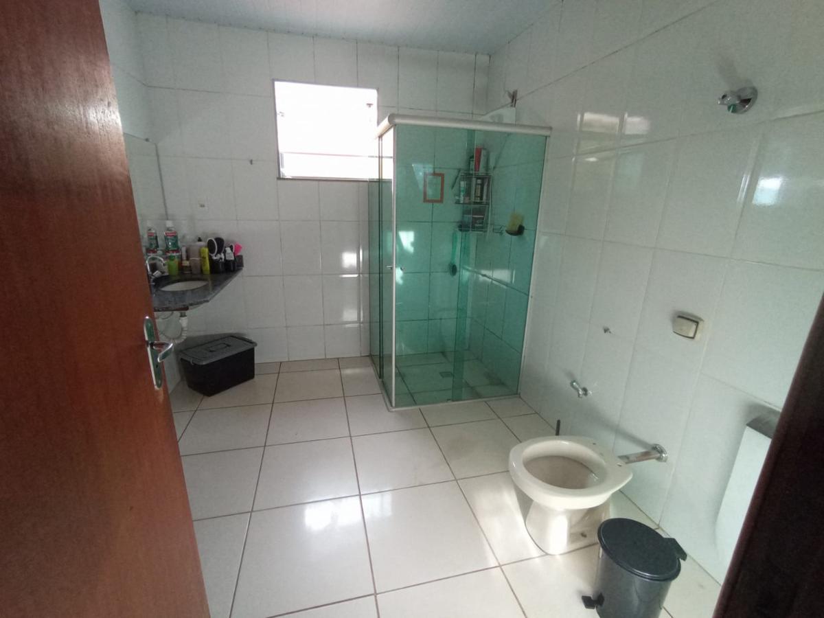 Casa, Centro, 4 Quartos, 8 Vagas