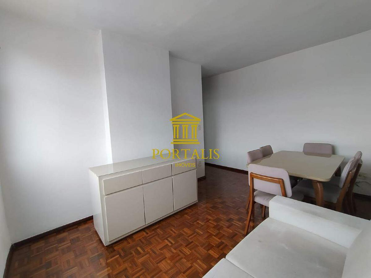 Apartamento, Floresta, 1 Quarto, 0 Vaga