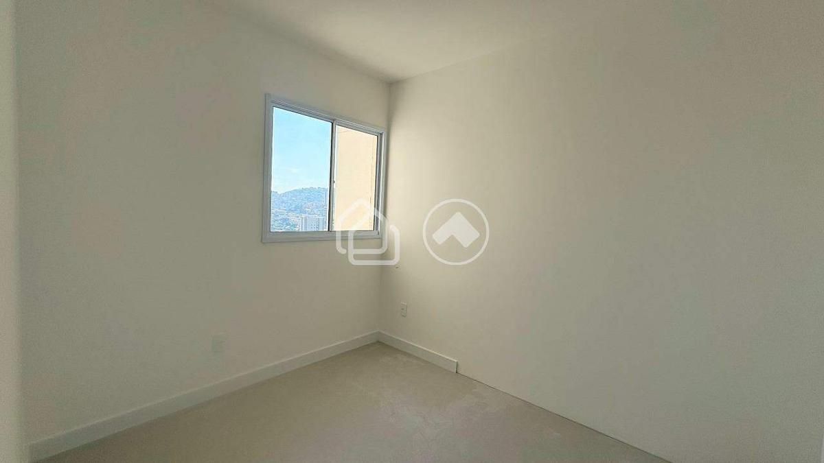 Apartamento, Estoril, 3 Quartos, 1 Vaga, 1 Suíte