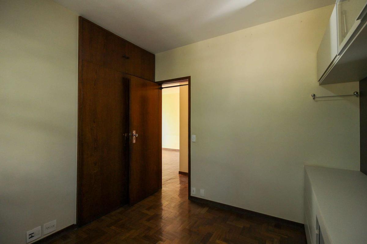 Apartamento, Funcionários, 4 Quartos, 2 Vagas, 1 Suíte