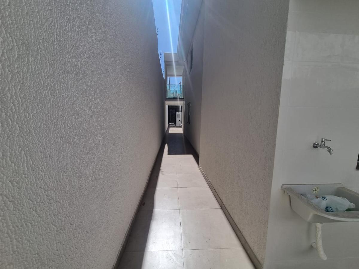 Casa, Planalto, 2 Quartos, 1 Vaga, 1 Suíte