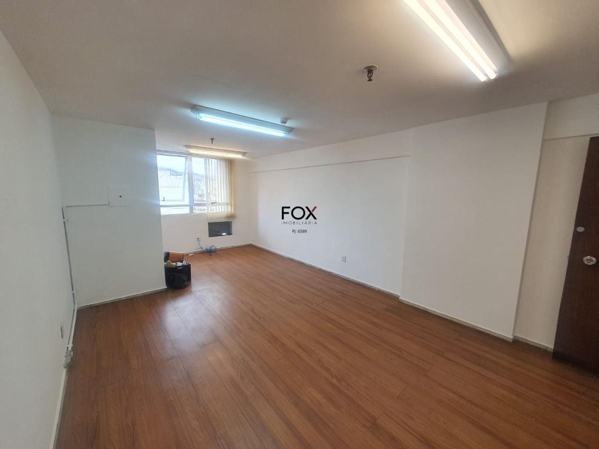 Sala, Centro, 0 Quarto, 0 Vaga