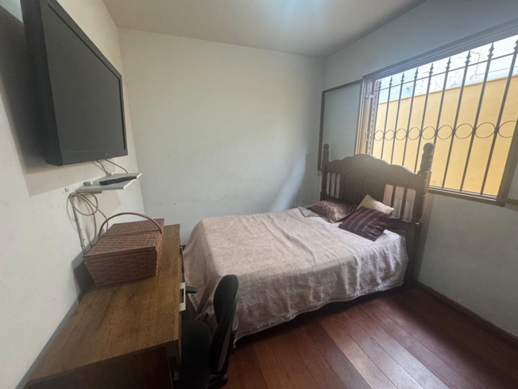 Casa, Dona Clara, 3 Quartos, 4 Vagas, 1 Suíte