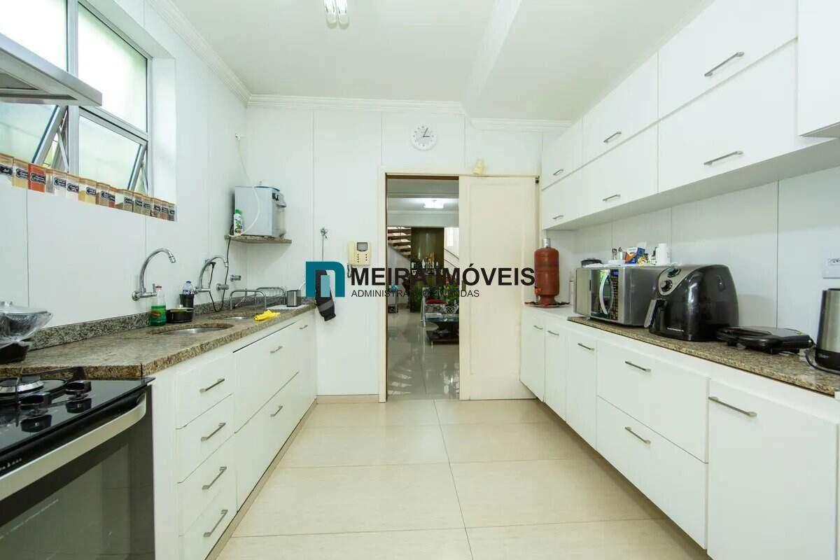 Casa, Prado, 5 Quartos, 6 Vagas, 2 Suítes