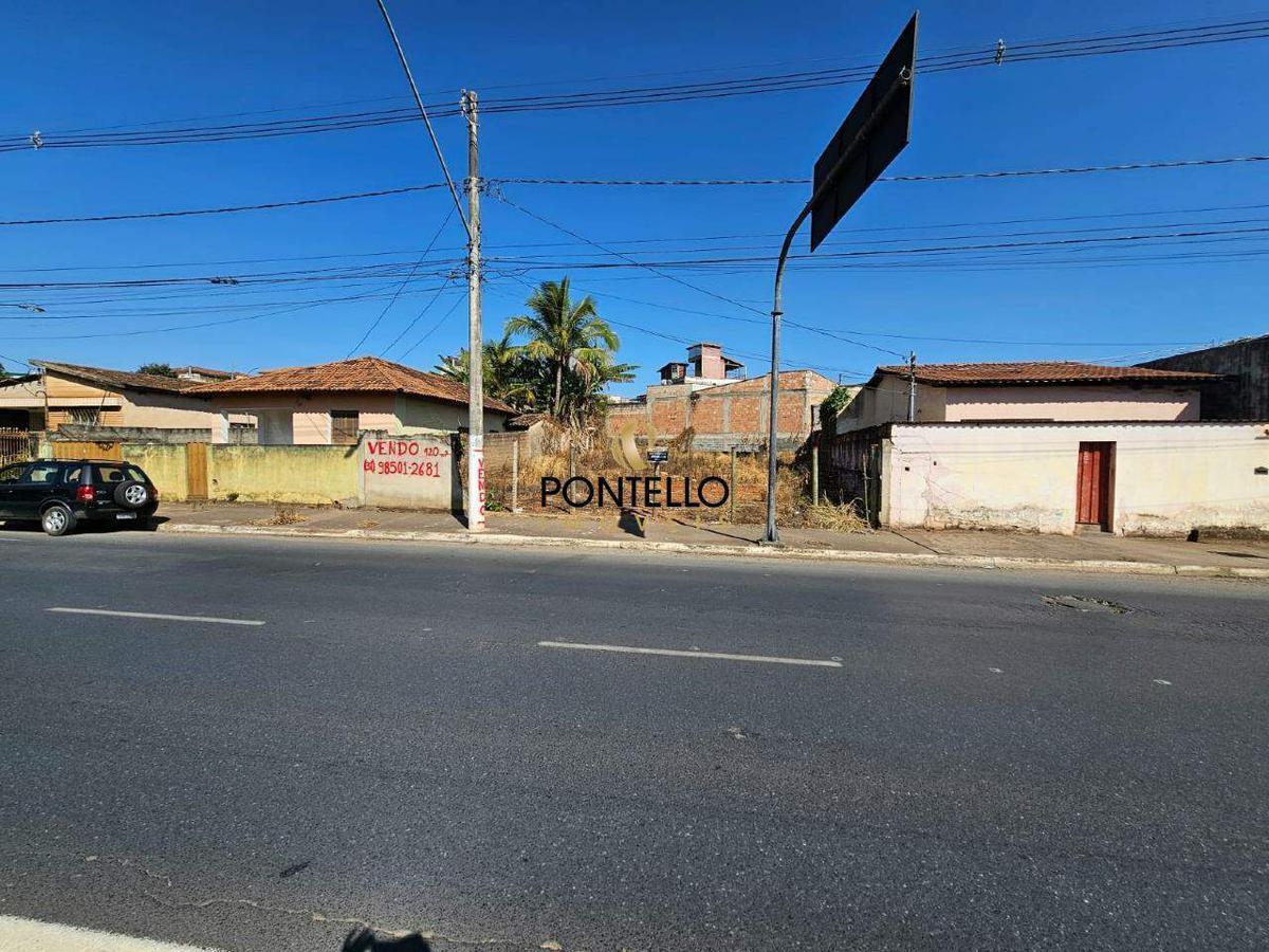 Lote, Centro, 0 Quarto, 0 Vaga