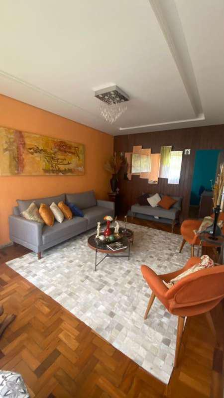 Casa, Colégio Batista, 4 Quartos, 2 Vagas, 1 Suíte