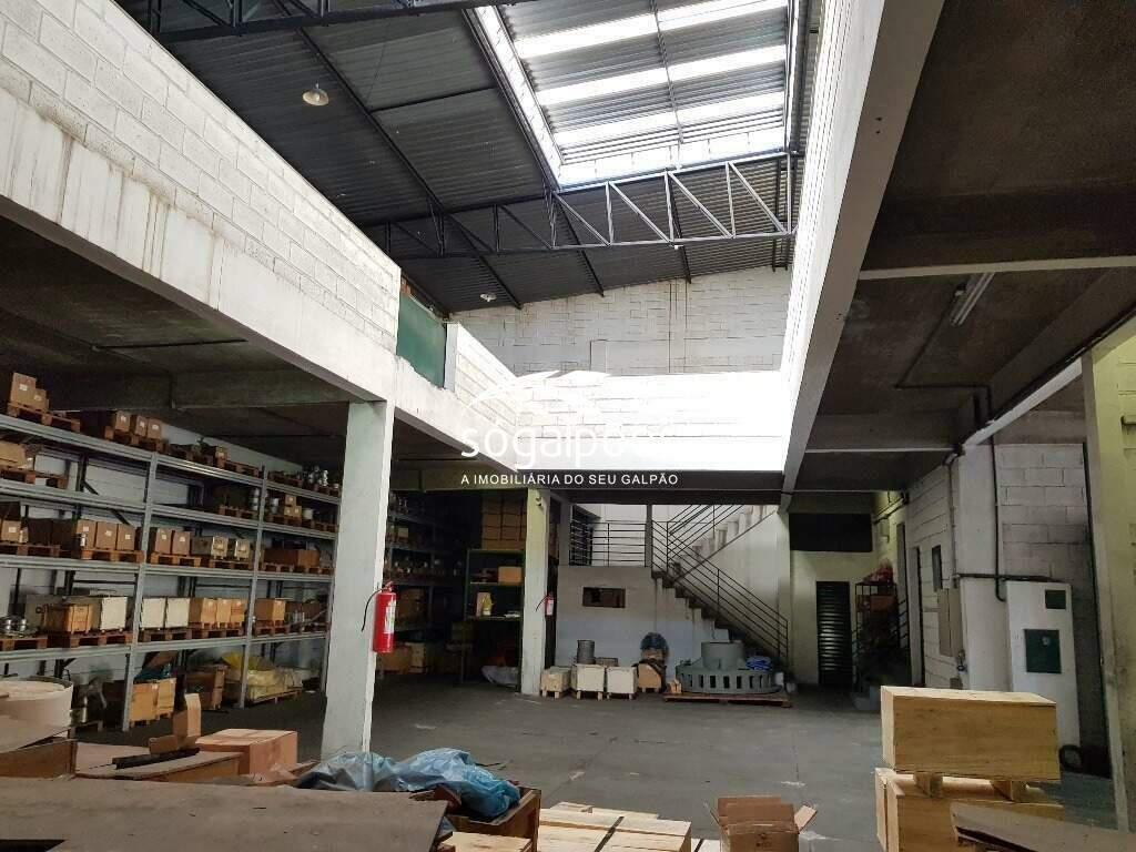 Galpão, São Francisco, 4 Vagas