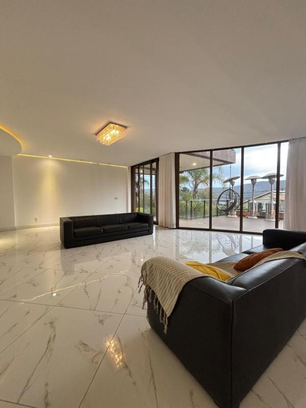 Casa, Alphaville - Lagoa dos Ingleses, 7 Quartos, 8 Vagas, 7 Suítes