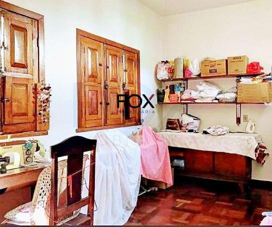 Casa, Luxemburgo, 7 Quartos, 4 Vagas, 2 Suítes
