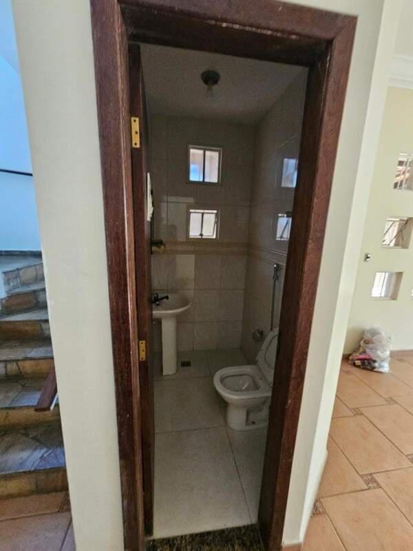 Casa, Camargos, 3 Quartos, 2 Vagas, 1 Suíte