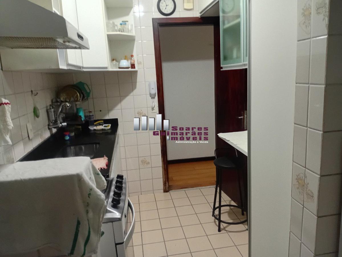 Apartamento, Sagrada Família, 2 Quartos, 1 Vaga, 1 Suíte