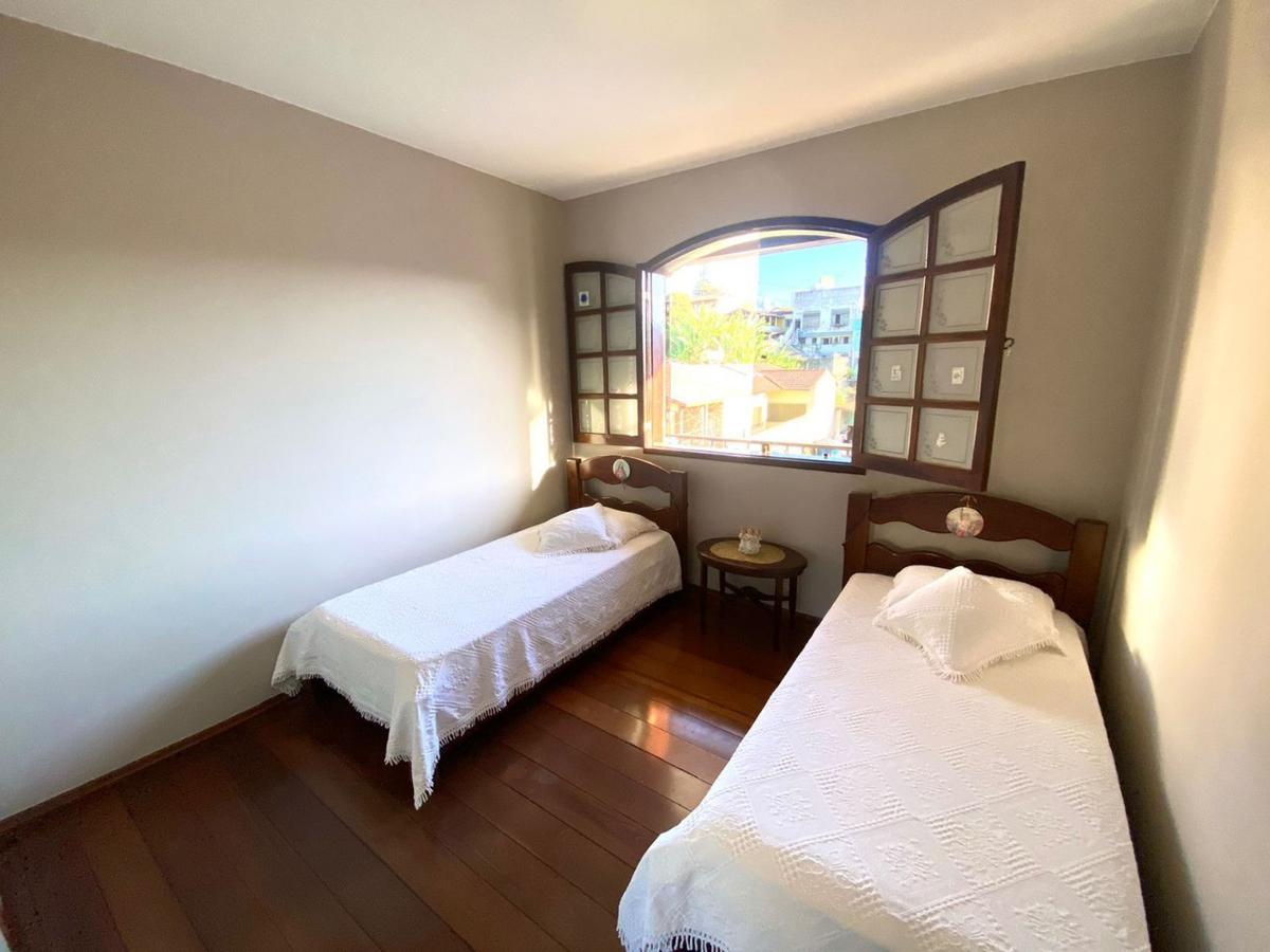 Casa, Caiçaras, 5 Quartos, 7 Vagas, 1 Suíte