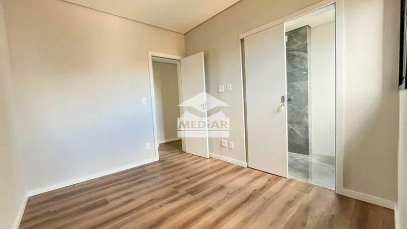 Apartamento, Castelo, 4 Quartos, 4 Vagas, 2 Suítes
