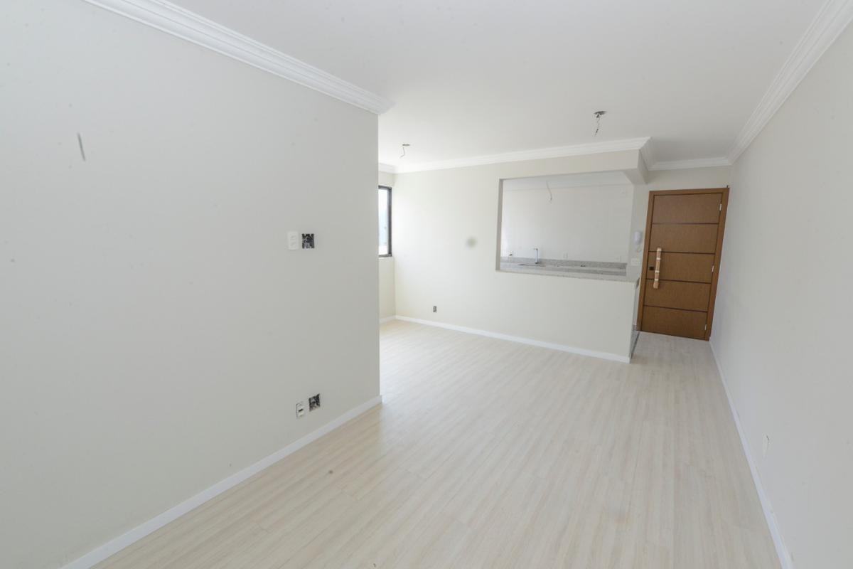 Apartamento, Sagrada Família, 3 Quartos, 2 Vagas, 1 Suíte