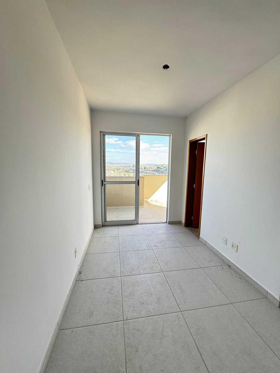 Cobertura, Cândida Ferreira, 2 Quartos, 2 Vagas, 1 Suíte