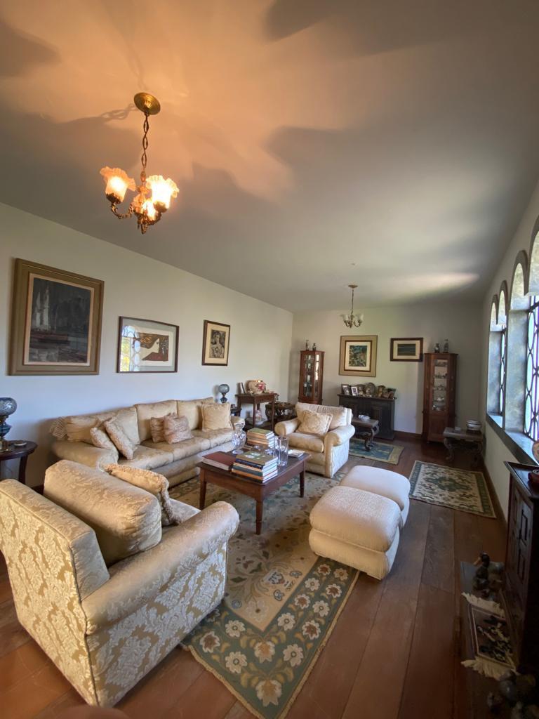 Casa, Santa Lúcia, 4 Quartos, 6 Vagas, 1 Suíte