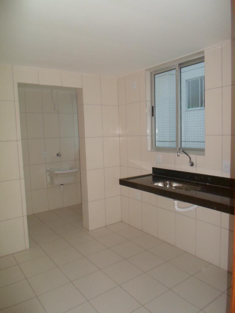 Apartamento, Castelo, 2 Quartos, 2 Vagas, 1 Suíte