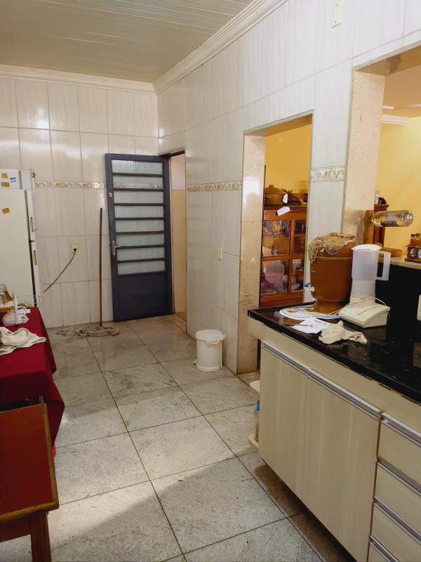 Casa, João Pinheiro, 5 Quartos, 3 Vagas, 1 Suíte