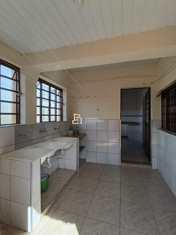 Casa Comercial, Centro, 5 Quartos, 5 Vagas, 1 Suíte