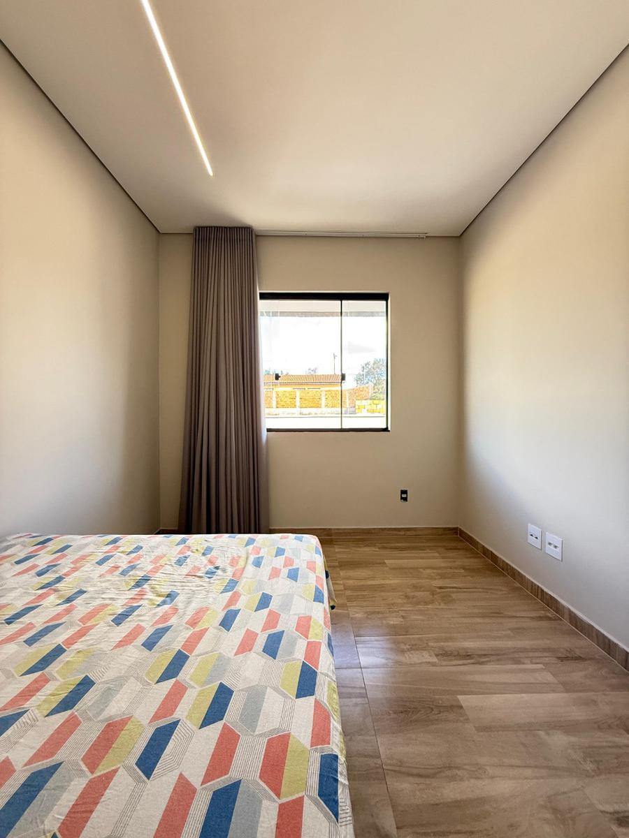 Casa, Trevo, 3 Quartos, 4 Vagas, 1 Suíte