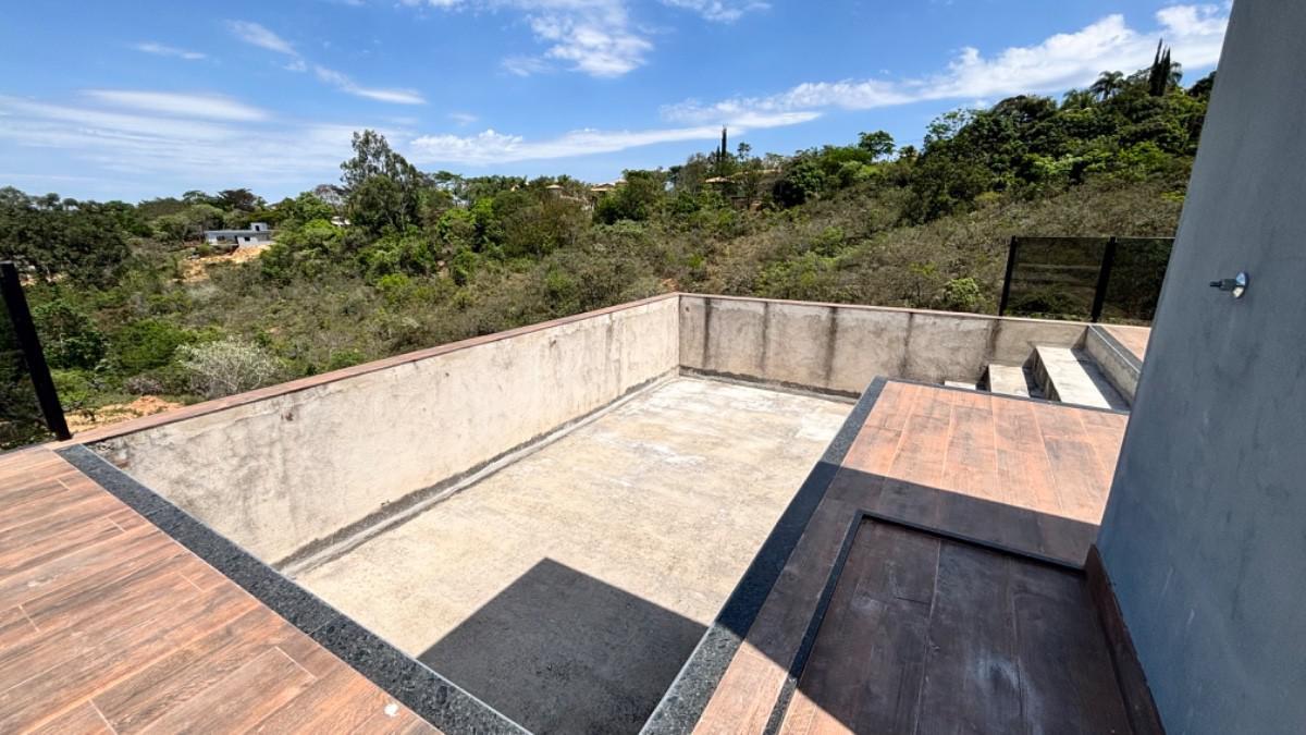 Fazenda, Serra Morena, 3 Quartos, 8 Vagas, 2 Suítes
