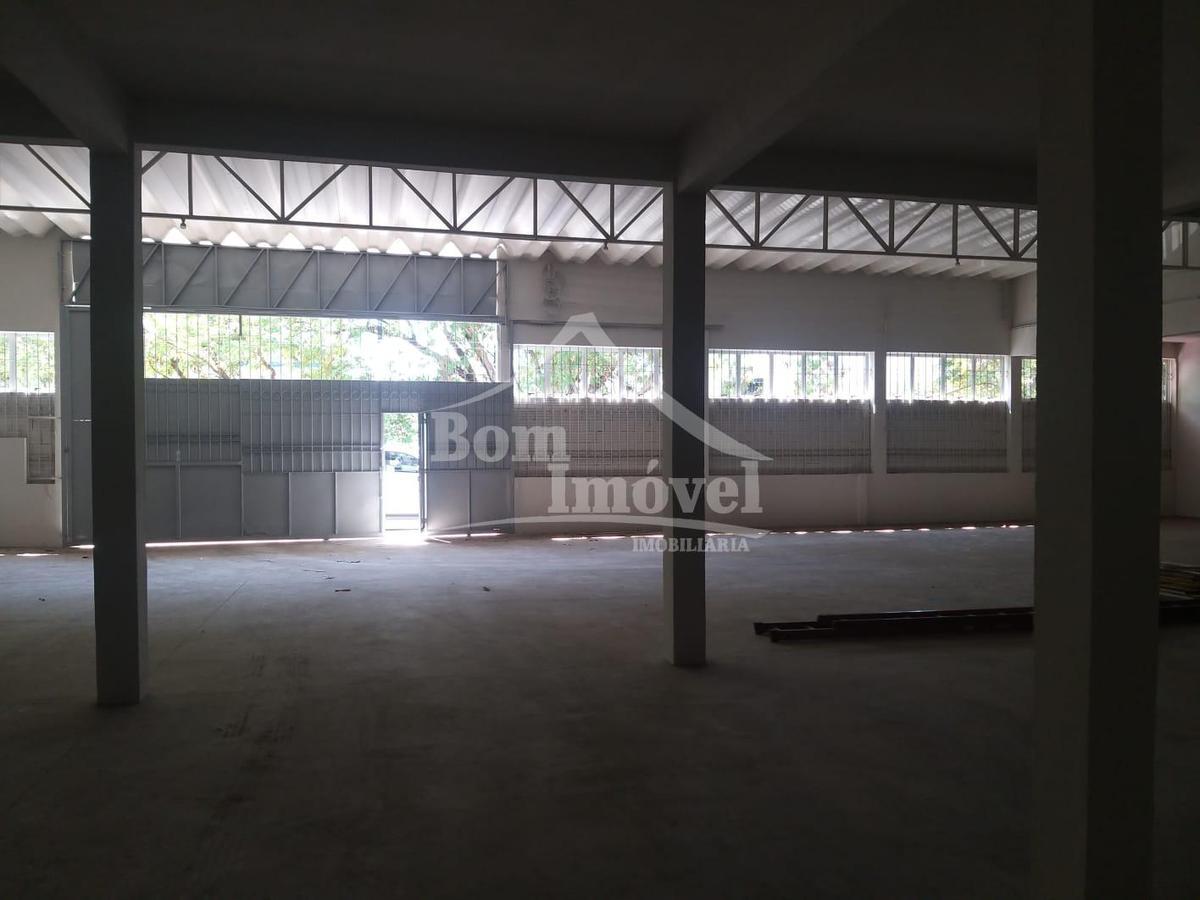 Galpão, Centro, 0 Quarto, 0 Vaga