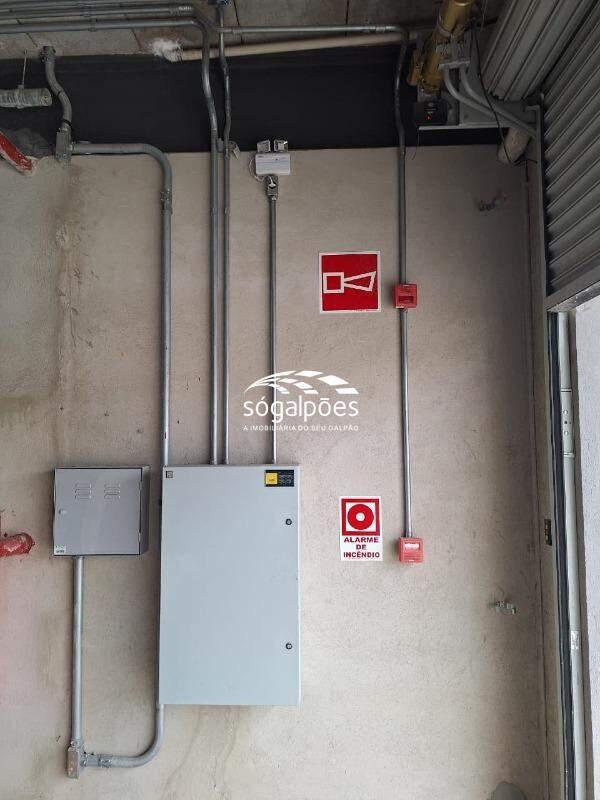 Loja, Centro (justinópolis), 31 Vagas