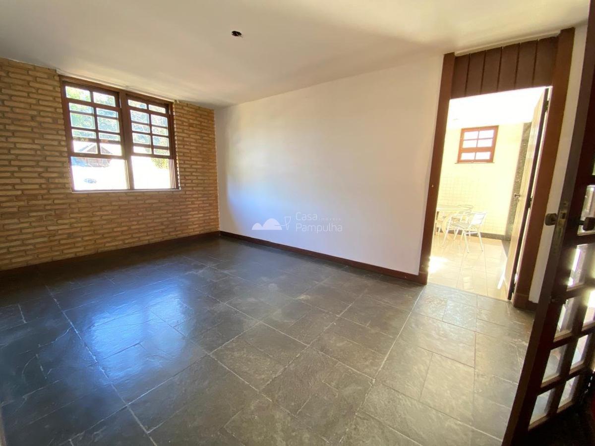 Casa, Braúnas, 3 Quartos, 8 Vagas, 1 Suíte