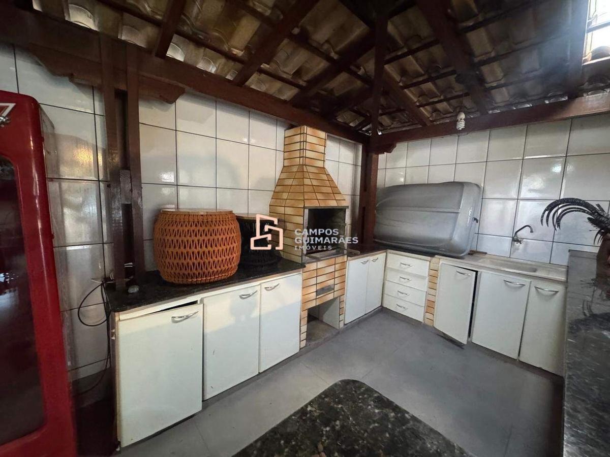 Casa, Quintas da Lagoa, 2 Quartos, 7 Vagas, 1 Suíte