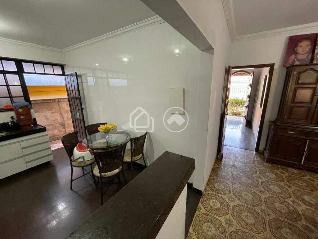 Casa, Betânia, 3 Quartos, 3 Vagas, 2 Suítes
