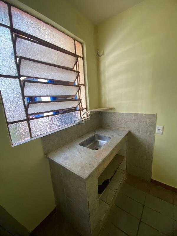 Quitinete, Alto Barroca, 1 Quarto, 0 Vaga, 1 Suíte