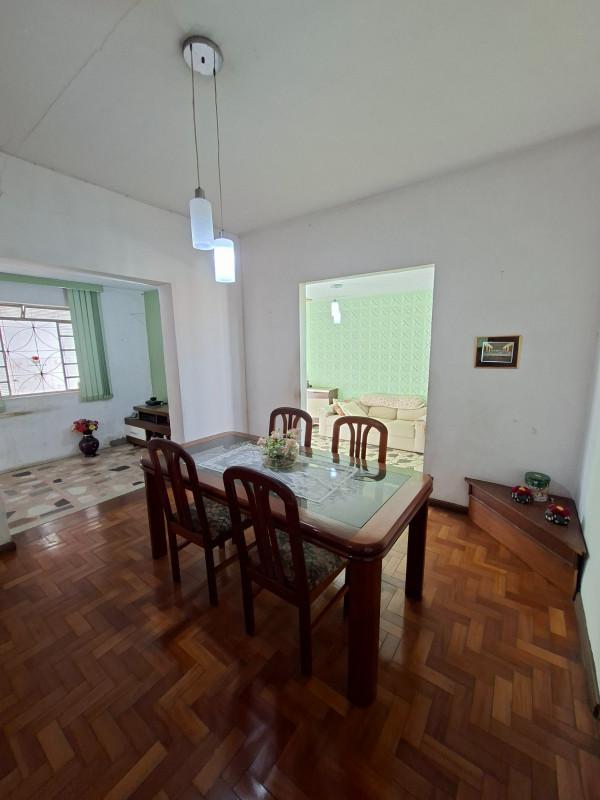 Casa, Santa Rosa, 5 Quartos, 3 Vagas, 1 Suíte