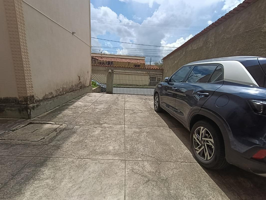 Apartamento, Sagrada Família, 3 Quartos, 0 Vaga