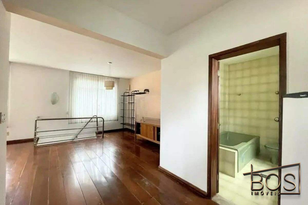 Cobertura, Luxemburgo, 4 Quartos, 2 Vagas, 1 Suíte