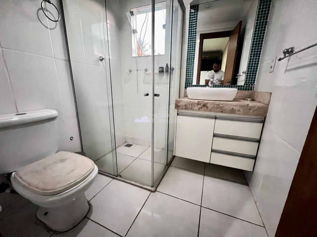 Casa, Santa Branca, 3 Quartos, 2 Vagas, 1 Suíte