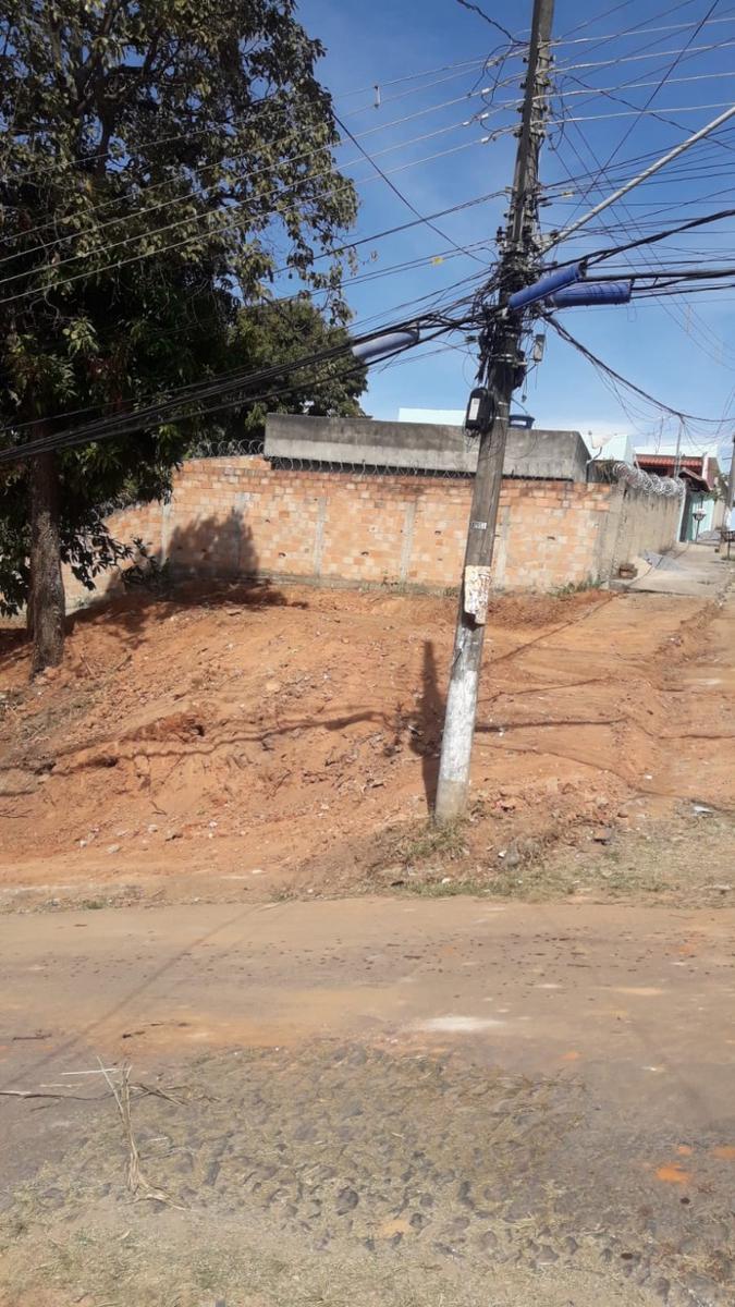 Lote, Savassi, 0 Quarto, 0 Vaga